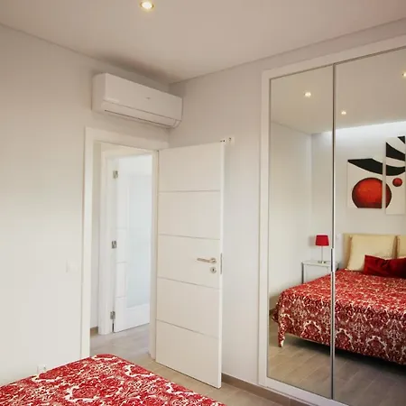 Apartment T1 Rocha/vista Mar/ac Portimao